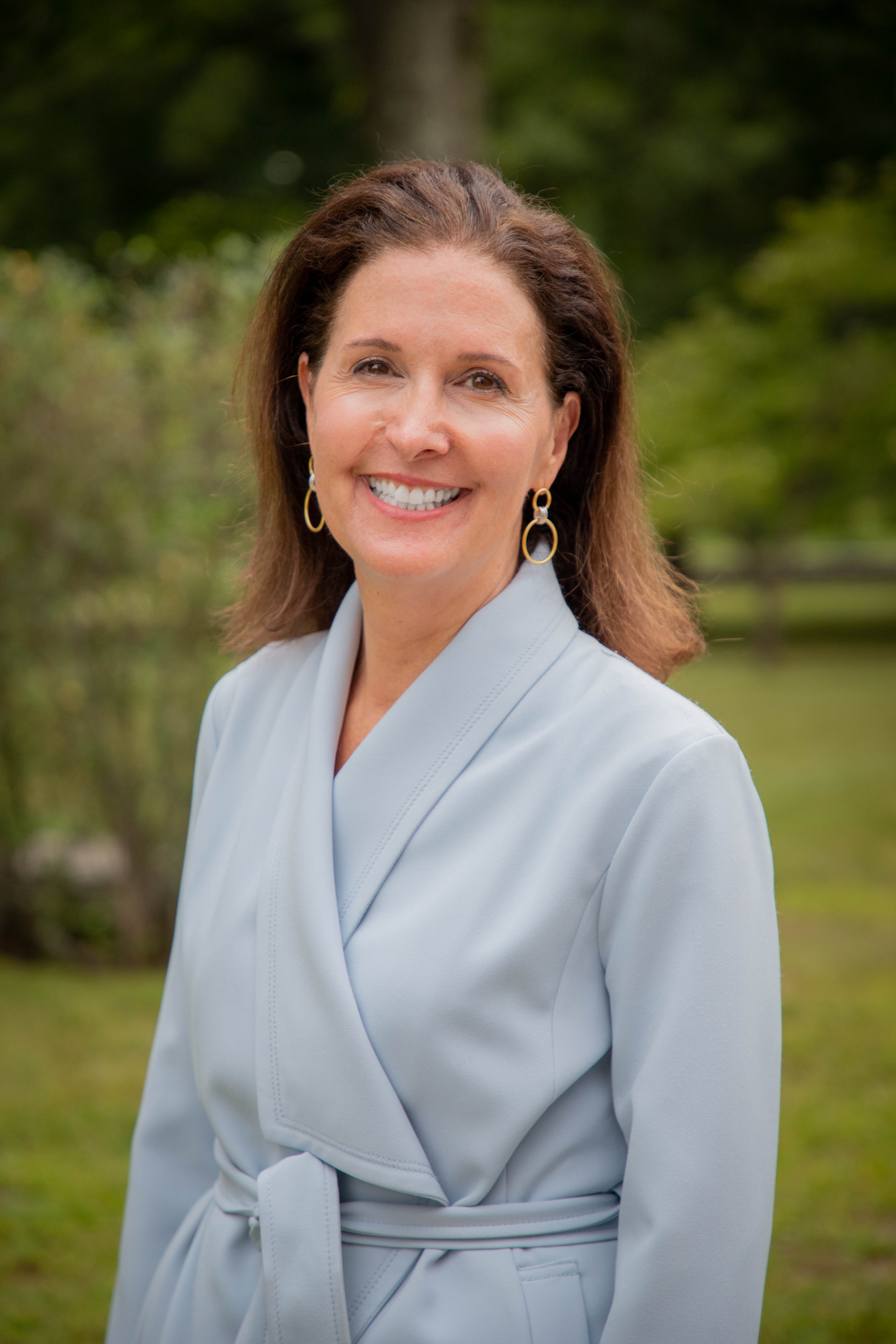 Leslie Jacobson Kaye P'20